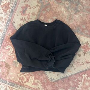Black Crewneck Sweatshirt